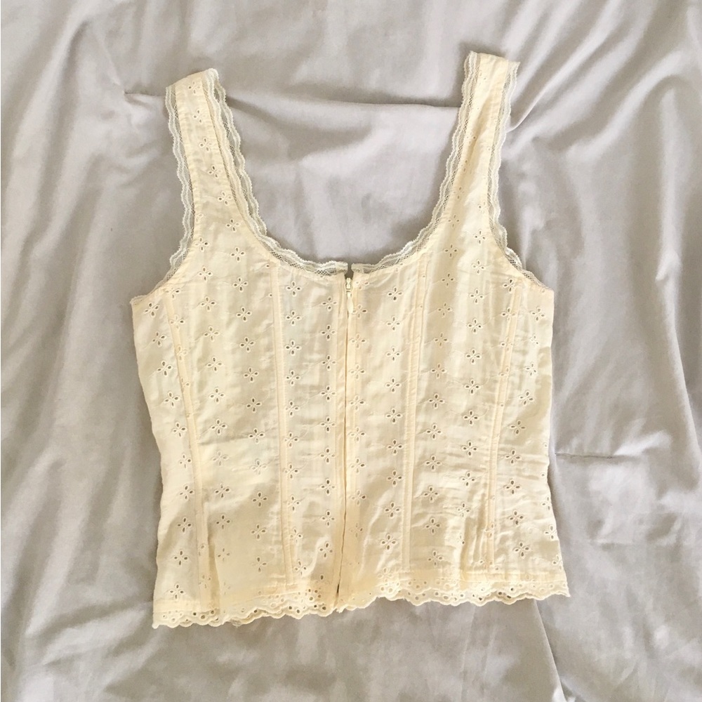 Coquette Eyelet Corset Top - Picture 2 of 2